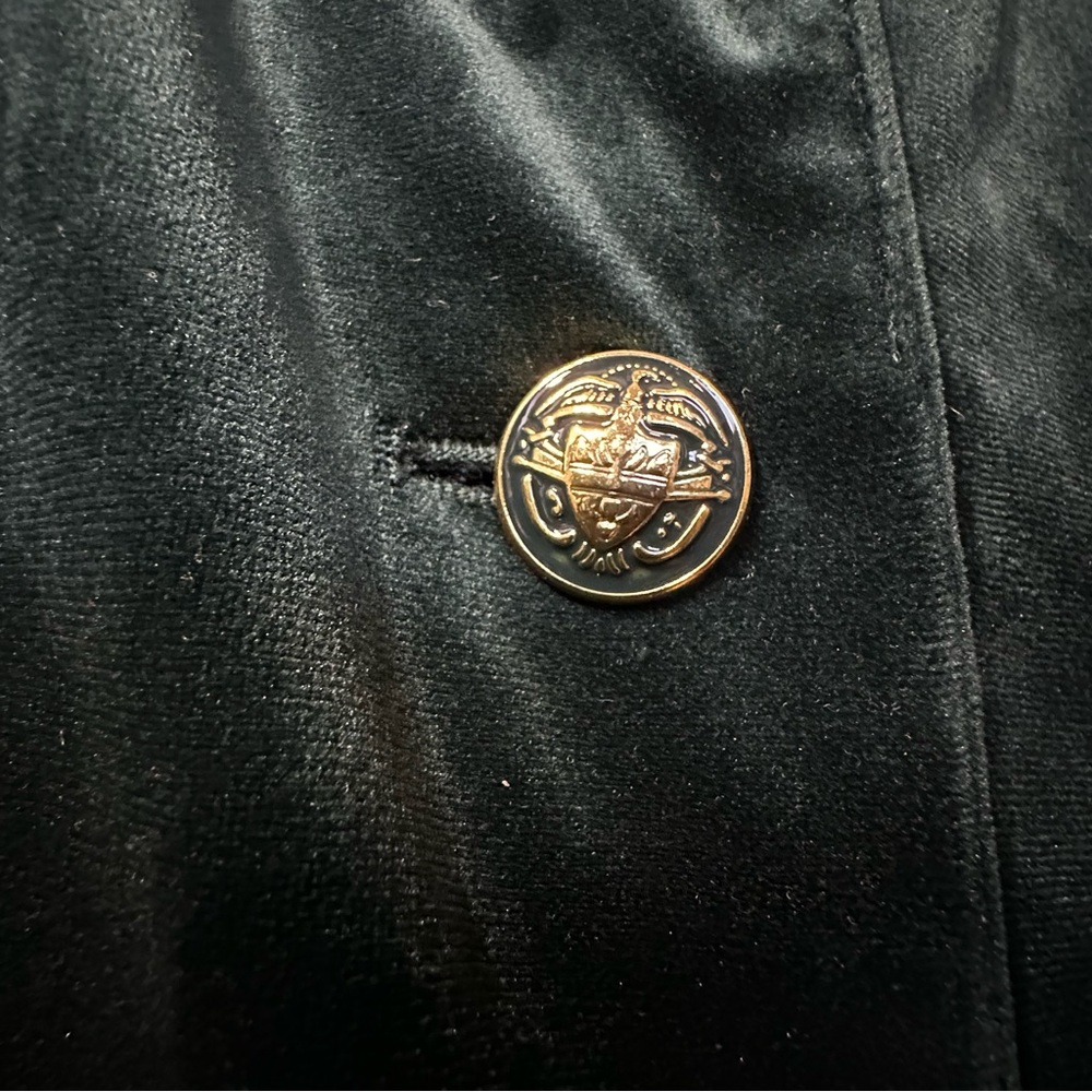ADRIENNE VITTADINI Forest Green Velvet Blazer with Gold Buttons - Picture 6 of 12